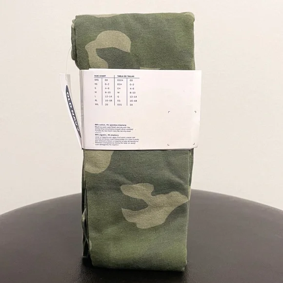 Old Navy Green Camo Camouflage High Rise Cropped Leggings NWT Small TALL - Picture 5 of 7